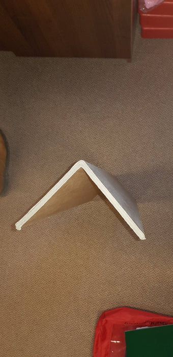 CARDBOARD CORNER PROTECTOR – HEAVY DUTY LOAD SECURING EDGE (MOISTURE RESISTANT) - Jackson Handling Ltd